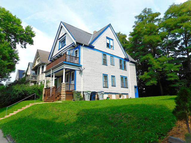 House for sale in Milwaukee, Wisconsin