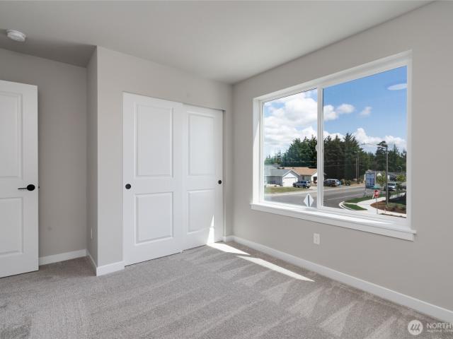 House for sale in Oak Harbor, Washington