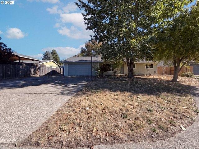 House for sale in Golden Acres, Hillsboro