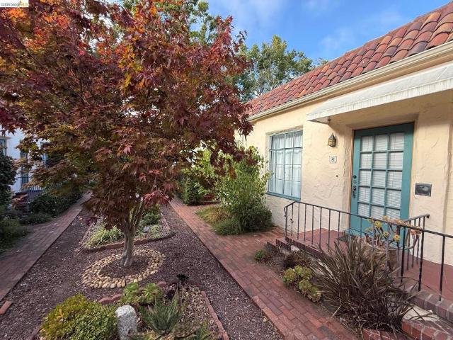 Condo for sale in Berkeley, California