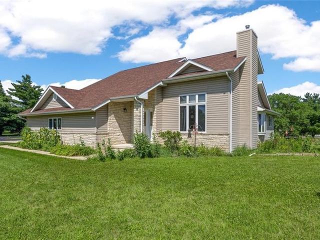 House for sale in Anamosa, Iowa