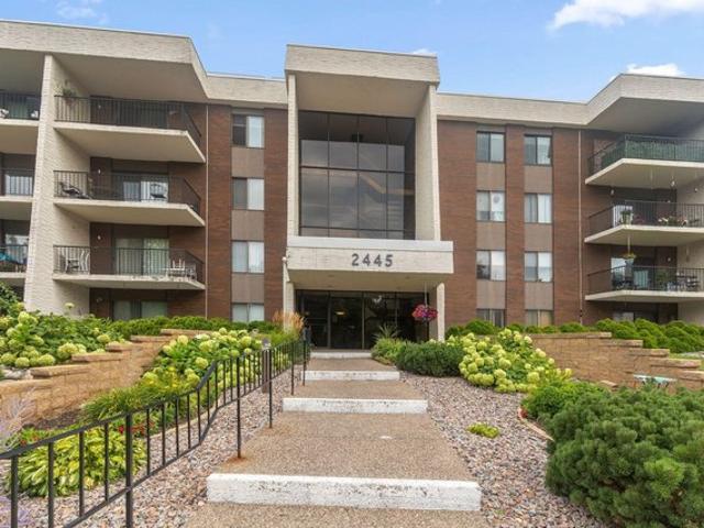 Condo for sale in Ramsey, Minnesota