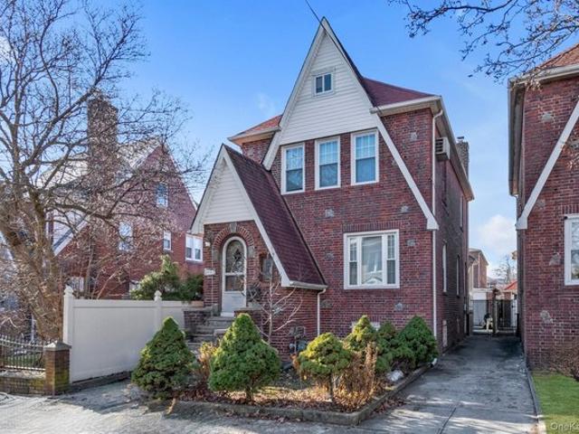 House for sale in Bronx County, New York