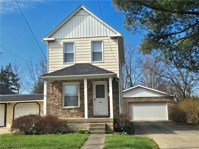 House for sale in Youngstown, Ohio