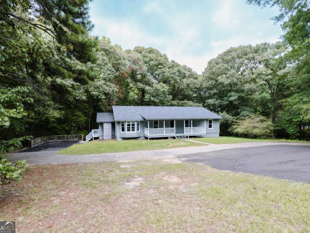 House for sale in Moreland, Georgia