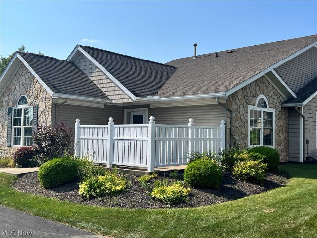 Condo for sale in Wooster, Wayne County