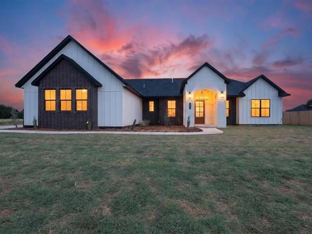 House for sale in Blanchard, Oklahoma