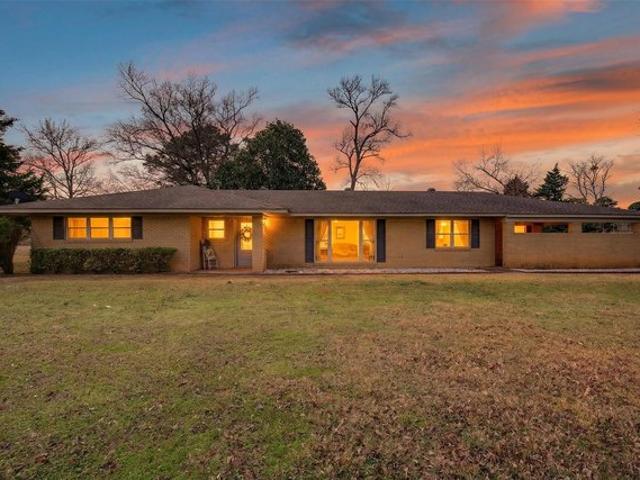 House for sale in Sarepta, Louisiana