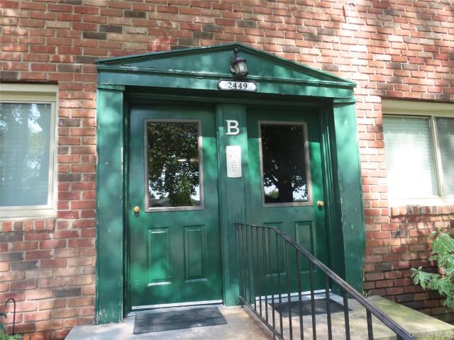 Property for sale in Bohemia, New York
