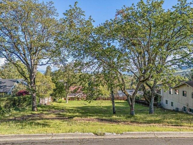 Land for sale in Medford, Jackson County