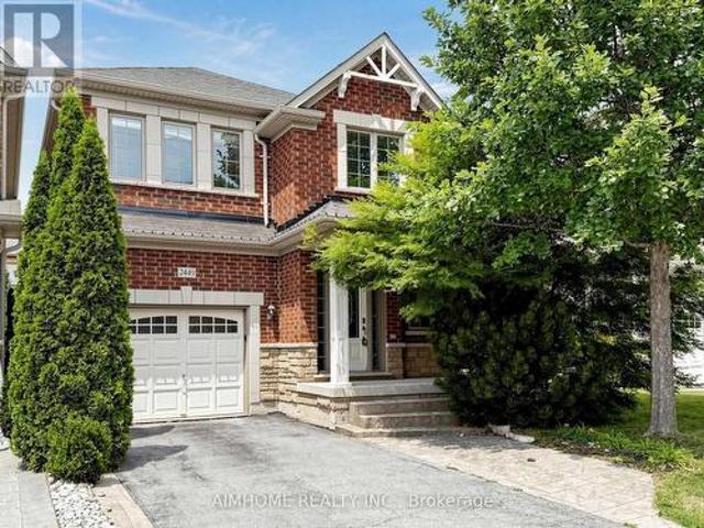 House for sale in Oakville, Ontario