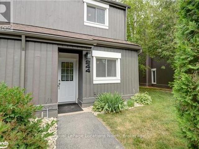 Townhouse for rent in Collingwood, Ontario