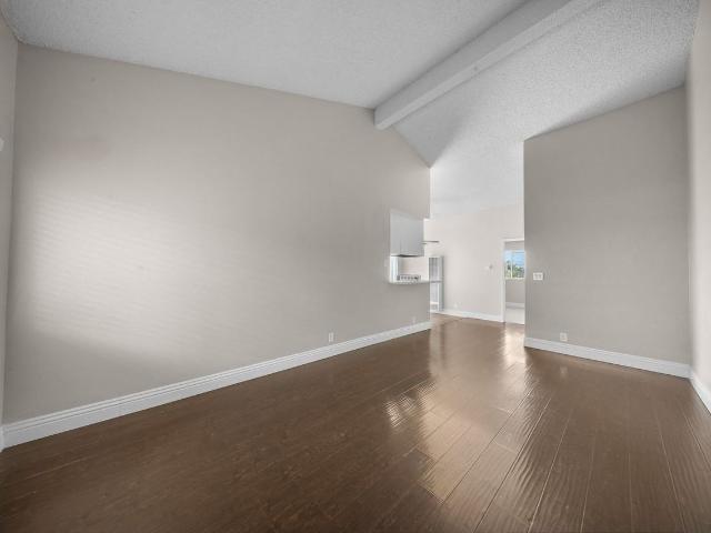 Apartment for rent in Willowville, Long Beach