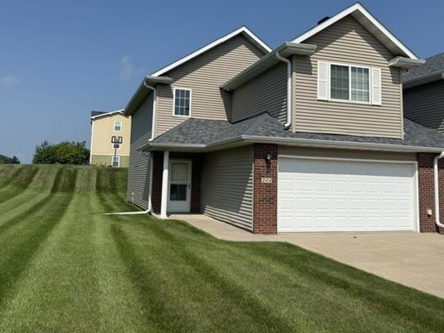 Townhouse for sale in Grinnell, Iowa