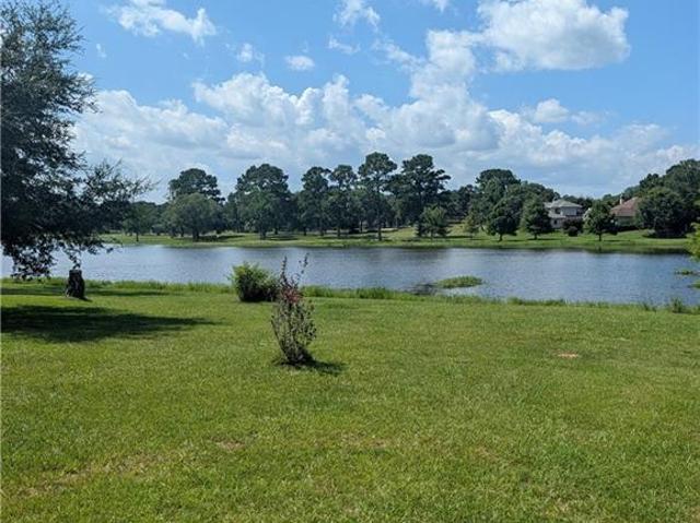 Land for sale in Abita Springs, Louisiana