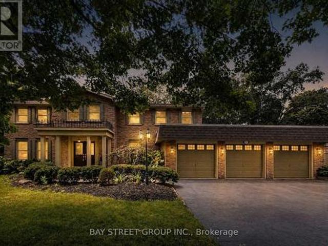 House for sale in Oakville, Ontario