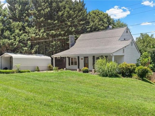 House for sale in Mount Airy, North Carolina