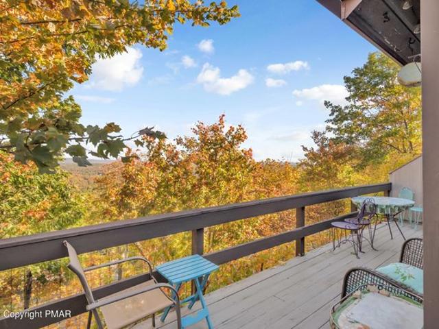 Townhouse for sale in Bartonsville, Pennsylvania