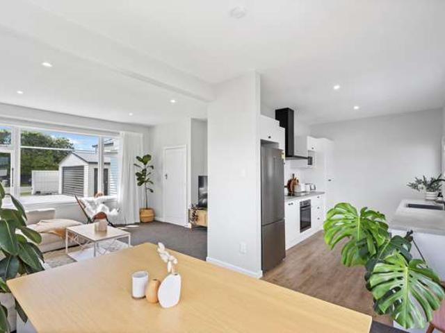 House for sale in Chaslands, Canterbury