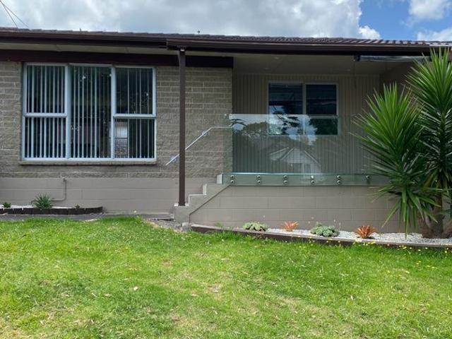 Apartment for rent in Howick Central, Howick