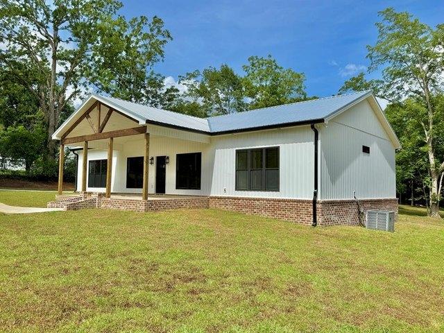 House for sale in Geneva, Alabama