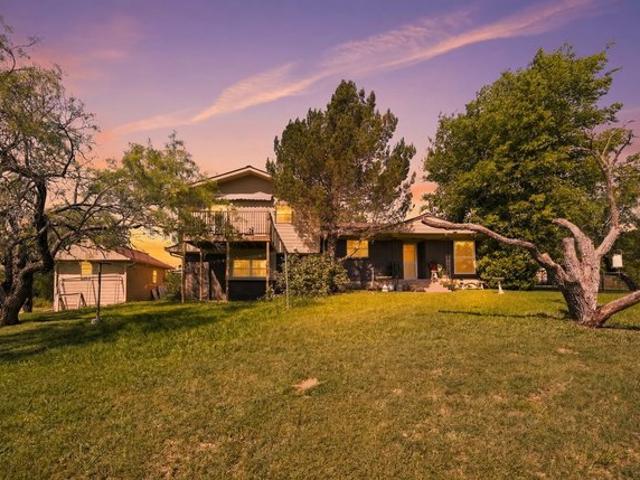 House for sale in Whitney, Texas