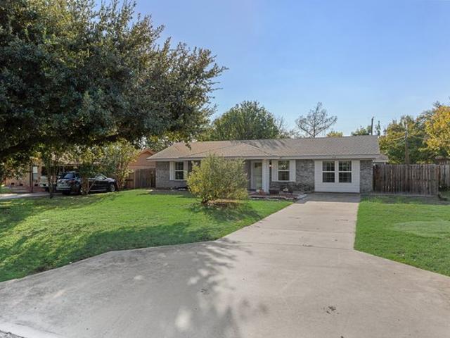 House for sale in Azle, Tarrant County