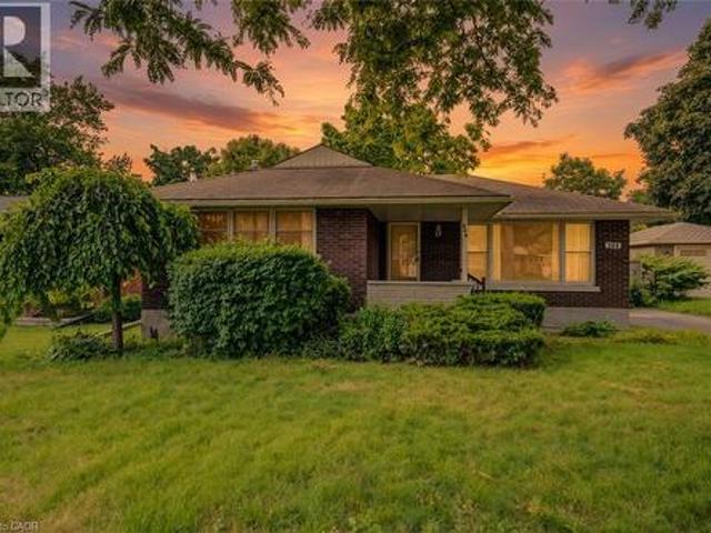 House for sale in Waterloo, Ontario