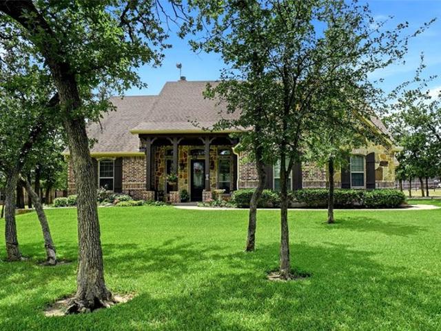 House for sale in Azle, Texas