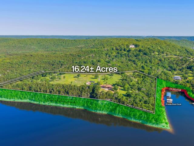 House for sale in Stone, Missouri