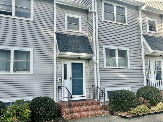 Townhouse for sale in Fairfield, Connecticut