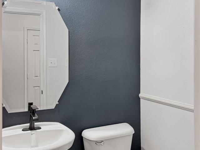 Townhouse for sale in Lewisville, Denton County