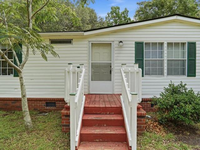 House for sale in Moncks Corner, South Carolina