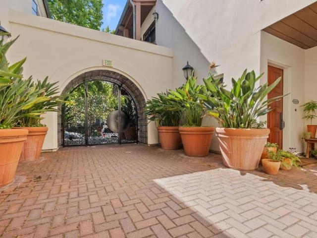 Townhouse for sale in Mountain View, California