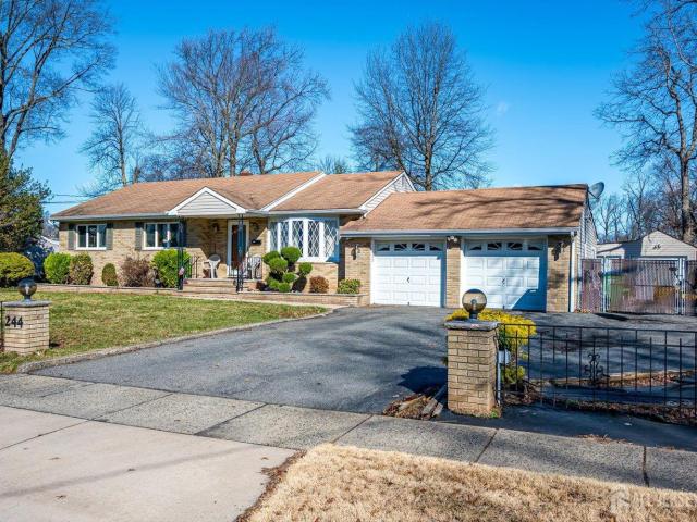 House for sale in Edison, New Jersey