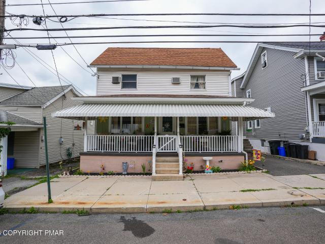 House for sale in Carbon, Pennsylvania