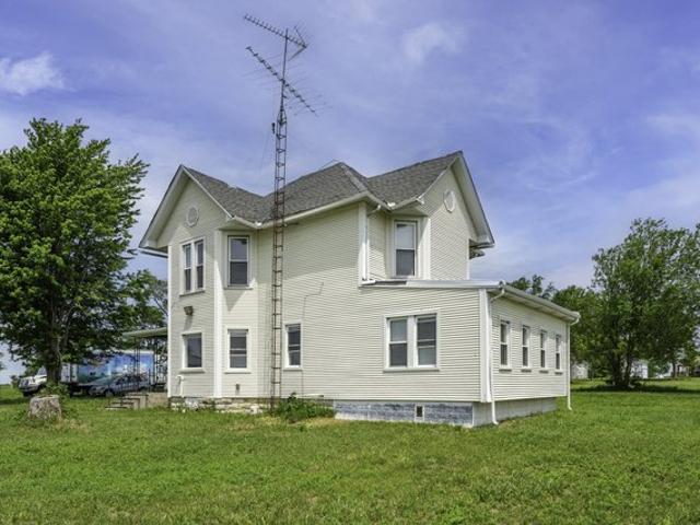House for sale in Cornell, Illinois
