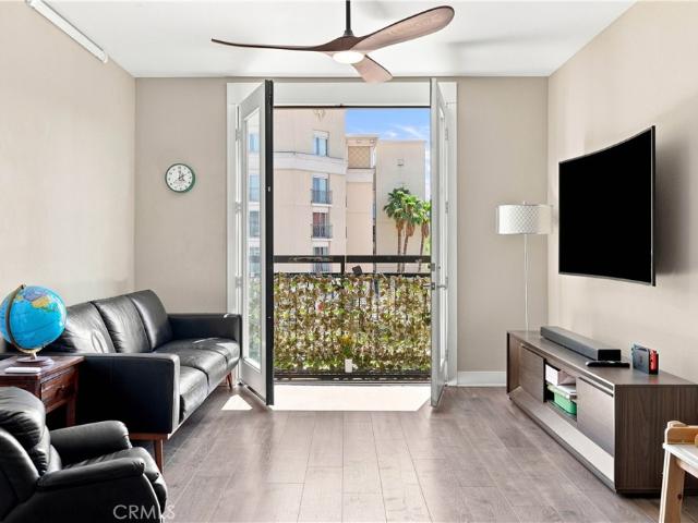 Condo for sale in Valencia, Santa Clarita