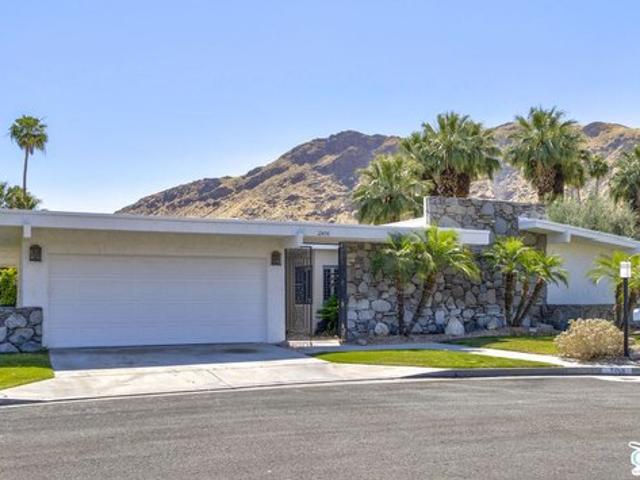 Condo for sale in Palm Springs, California