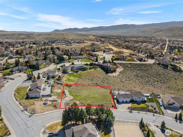 Land for sale in East Wenatchee, Washington