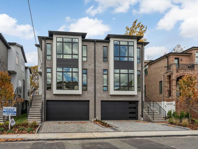 Condo for sale in Fort Lee, New Jersey
