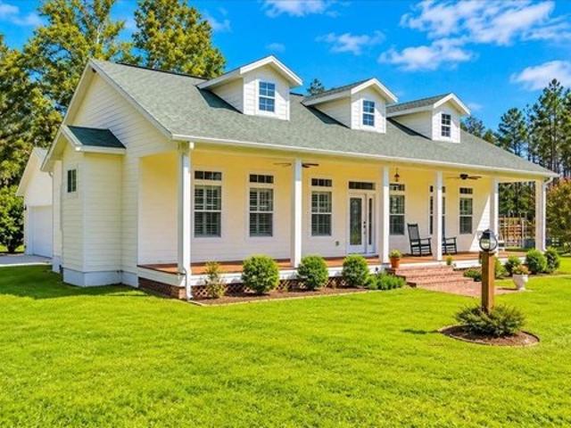 House for sale in Chiefland, Levy County