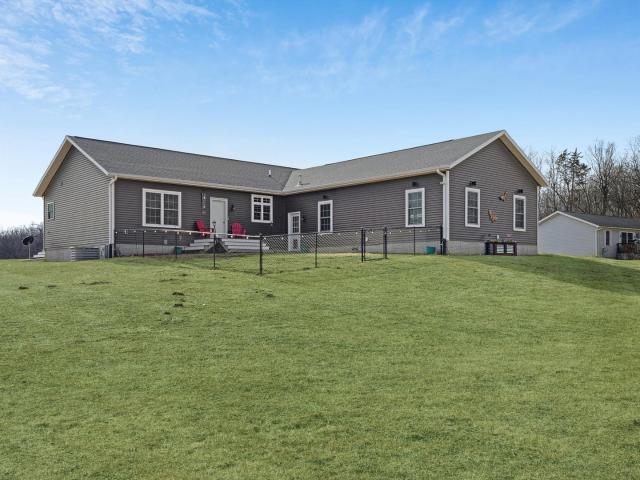 House for sale in Whiteside, Illinois