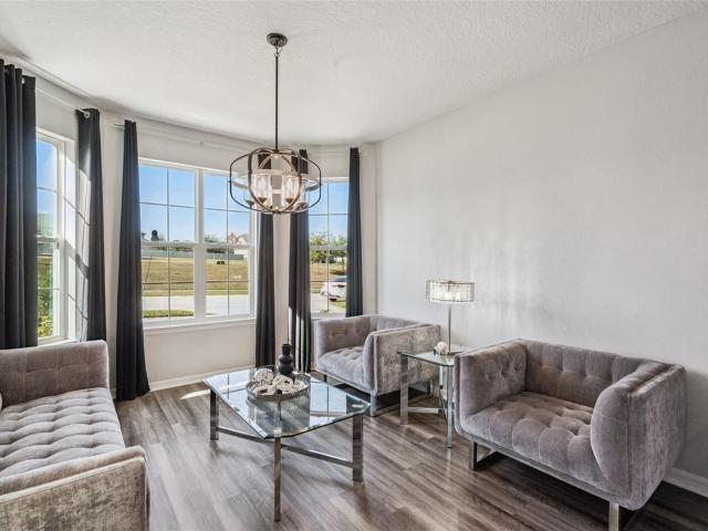 House for sale in Oakland, Florida