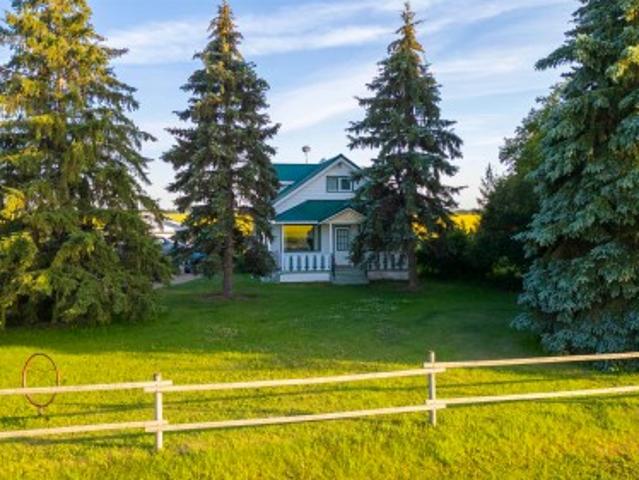 House for sale in Alberta