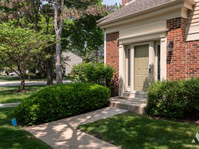 Townhouse for sale in Arlington Heights