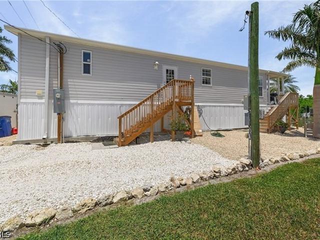 House for sale in Bokeelia, Florida