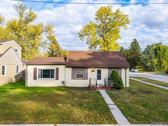 House for sale in Warren, Michigan