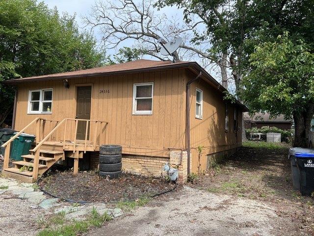 House for sale in Round Lake, Illinois