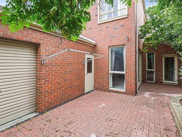 Townhouse for rent in Camerons Creek, Victoria